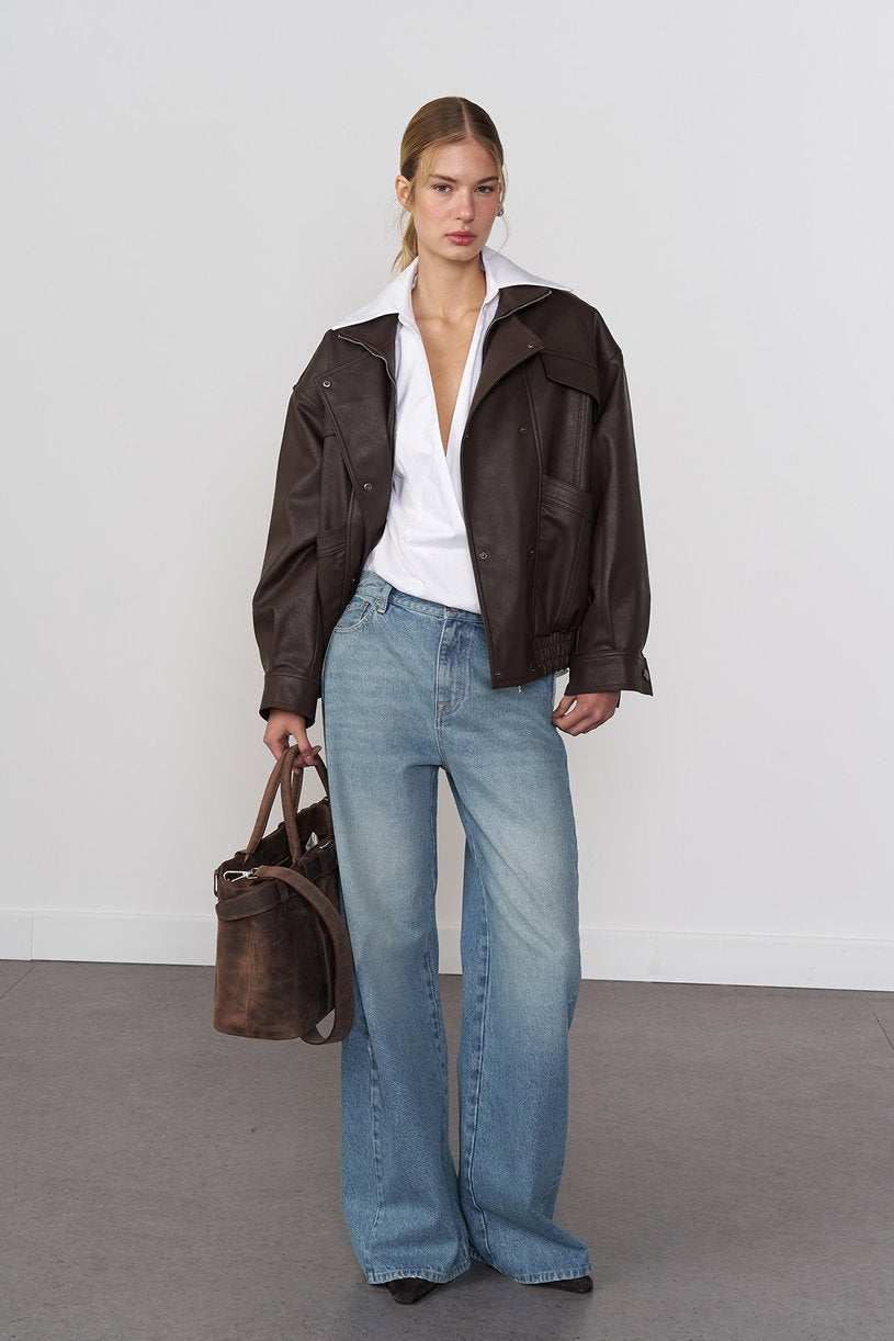 Pleated Detail Loose Fit Jeans