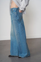 Pleated Detail Loose Fit Jeans