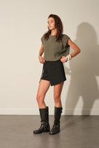 #color_KHAKI