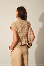 #color_KHAKI